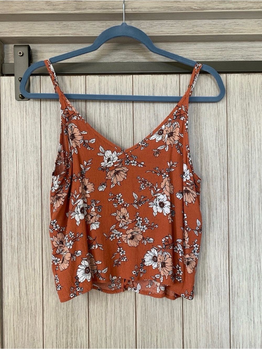 Forever 21 Rust Floral Button-Front Camisole - Picture 2 of 5